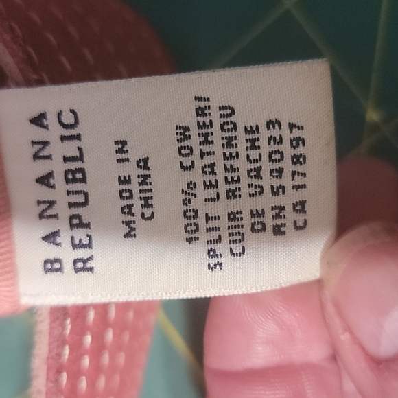 Do nated Banana Republic Rose Nubuck shoulder bag - Picture 7 of 11